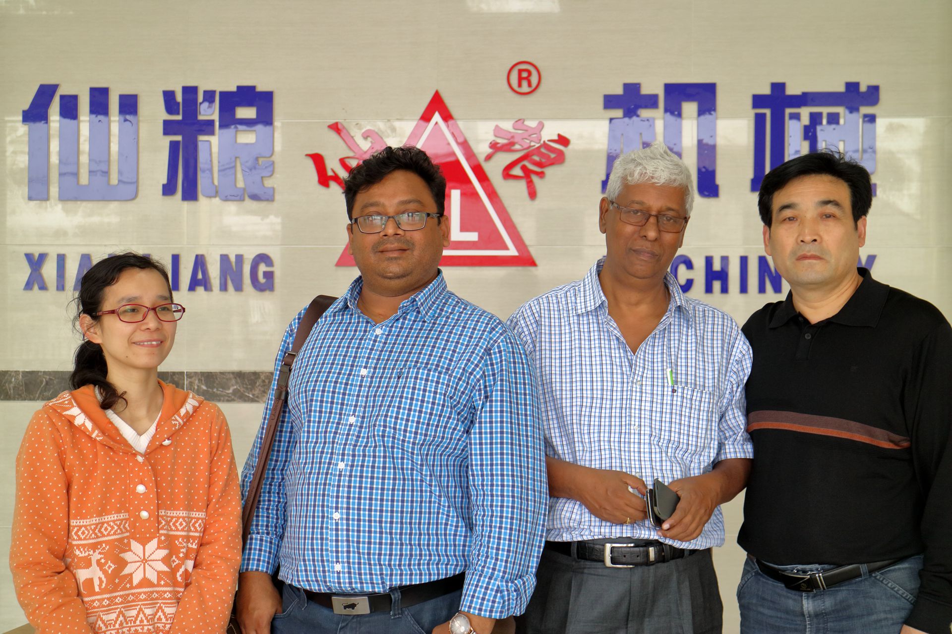 仙糧機(jī)械|碾米機(jī)|去石機(jī)|粉碎機(jī)|糧食烘干機(jī)|精米線|仙桃碾米機(jī) 1462007002105436.jpg